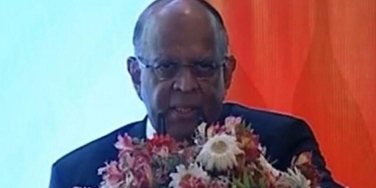 අලුත් ව්යවස්ථාව හැදීම රොමේෂ්ට බාරදෙයි