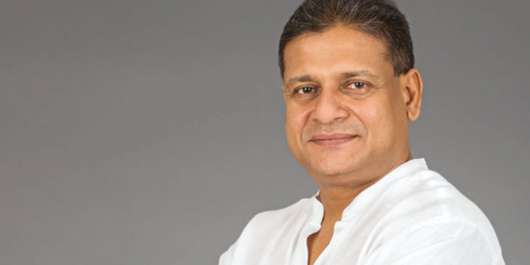 බිස්නස් ගොඩ දාන හැටි දෙරණෙ දිලිත් සරලව කියා දෙයි (VIDEO)