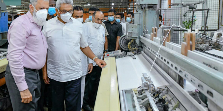 ගෝඨා ගාමන්ට්වලට වැඩ දෙයි