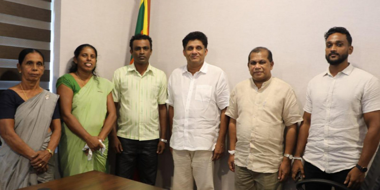 රජ්ගම එජාප මන්ත්‍රීවරු සජිත්ට සෙට් වෙයි