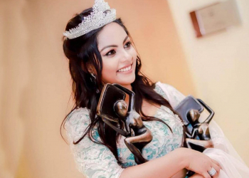 හොඳම නිළිය ජනප්‍රියම නිළිය කිරුළු දෙකම දිනූ ශලනි