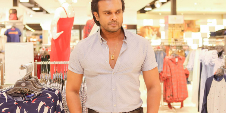 චන්ඩිපාට් දාලා බලෙන් ගෙනාව නම් මම බැඳලා ළමයිනුත් ඉඳීවි