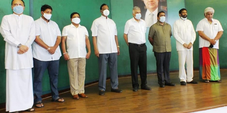 අහෝ යූඑන්පී එක! 74 සංවත්සරයට 50ක්වත් නෑ (PHOTOS)