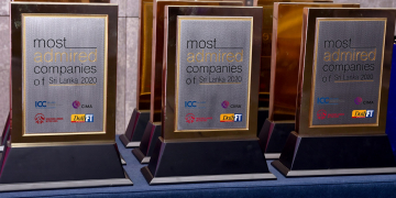 “Most Admired Companies” සම්මාන උළෙලේ  ප්ලැටිනම් අනුග්‍රාහකත්වය AIA ඉන්ෂුවරන්ස් වෙතින්