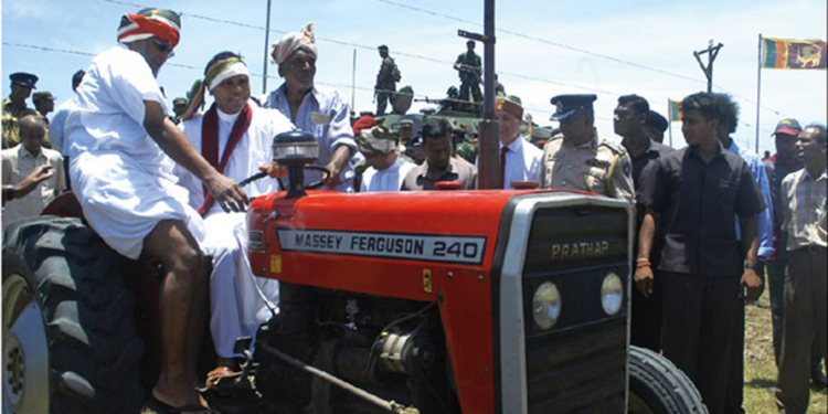 කොරෝනා අස්සේ බැසිල් ගහපු තවත් ගේමක්…