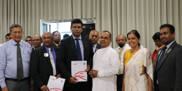 සුළු හා මධ්‍ය පරිමාණ ව්‍යාපාරිකයන් දැනුවත් කිරීමේ වැඩසටහන් මාලාවක්