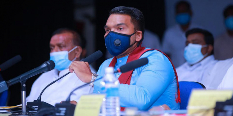 ගම හදන ජාතික වැඩසටහන නාමල්ගේ ප්රධානත්වයෙන් ඇරඹේ (PHOTOS)