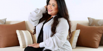 කාලෙකට පස්සෙ එළියට ආපු කටකාර නෑනා