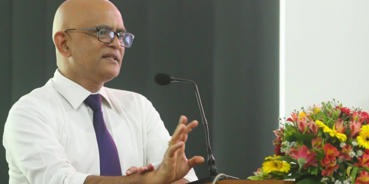 19ට රෙද්ද උස්සපු අය තමයි 20ට ගල් ගහන්නේ…