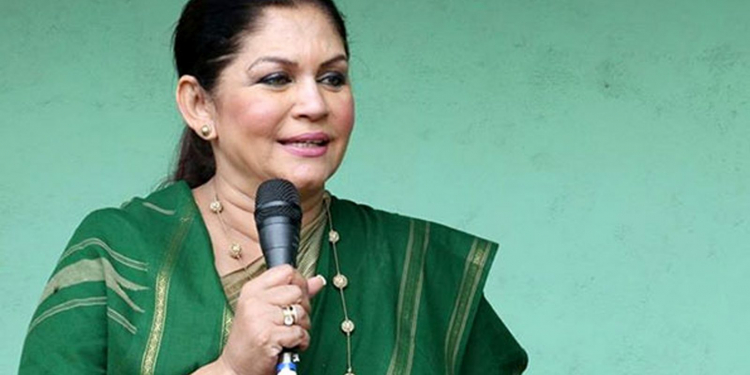 රෝසි PCR කරගනී
