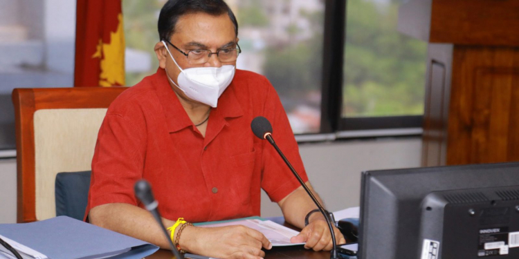 බැසිල් ගමේ වැඩ පහළට පවරයි