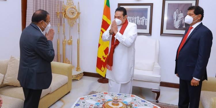 මහින්ද එළියට එයි: දෝවාල් හමුවෙයි