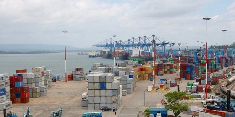 චීන ණය උගුලේ පැටලුණු කෙන්යාවට ගැලවෙන්න බැරිවෙයි: වරාය චීනයට සින්න වෙන ලකුණු