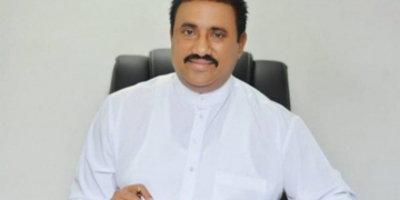 වරායේ නැගෙනහිර ජැටිය ‘අදානි’ට දෙන කැබිනට් පත්‍රිකාව එළියට එයි (PHOTOS)