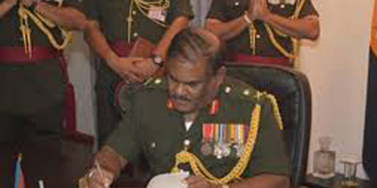 අලුත් අමාත්යංශයේ ලේකම් ධූරය මේජර් ජනරාල්වරයෙක්ට