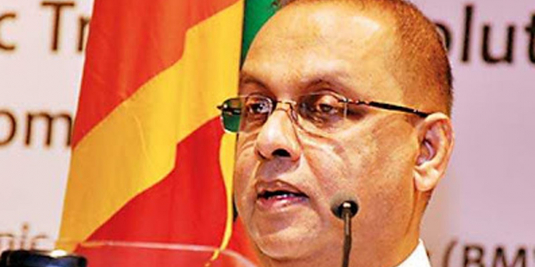 අමරවීරගෙන් බඩු 6ක තහනමක්