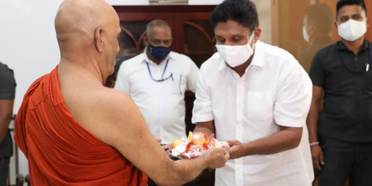 සජිත් ඇල්ලේ හිමියන්ගේ පන්සලේ විශේෂ සාකච්ජාවක (PHOTOS)