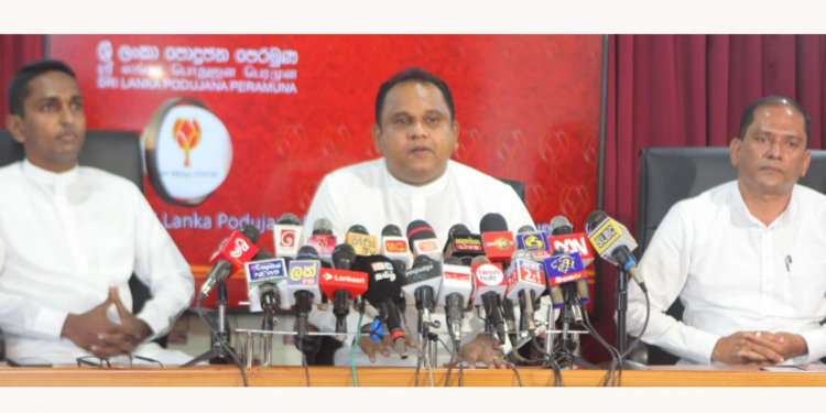 සමහර බන්ධනාගාර නිලධාරීන්ගේ ආදායම් අහිමි වෙලා: මහර කැරැල්ල කුමන්ත්රණයක්