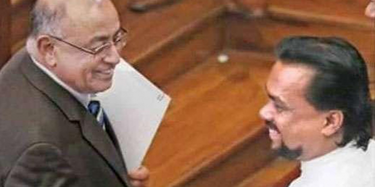 දේශීය-විදේශීය ටයිල් සටන උත්සන්න වෙයි: පී.බී.ට එරෙහි සටනින් විමල් දිනයිද?