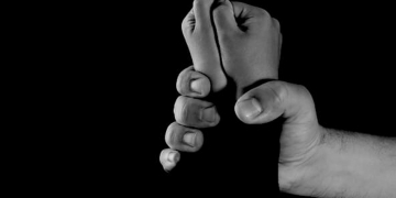 දැරියක දූෂණය කළ සබරගමු කථිකාචාර්යවරයාට ජීවිතේට අමතක නොවන දඬුවමක්