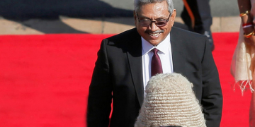 ජනපති පාර්ලිමේන්තුවට