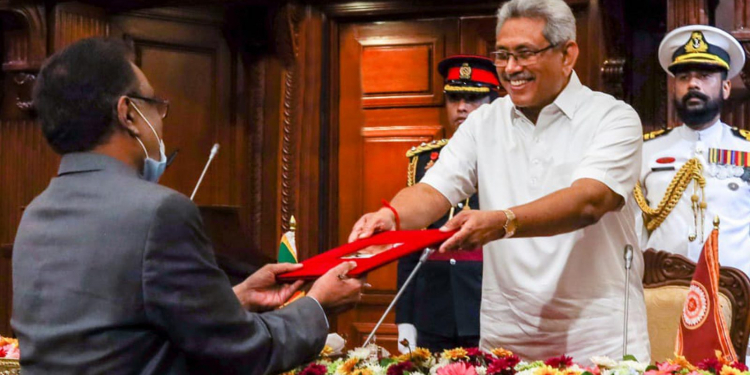 එකවර විනිසුරුවරු 21ක් ජනපති ඉදිරියේ දිවුරයි