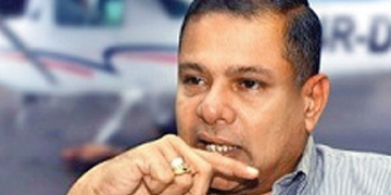 කම්කරු අමාත්‍යංශයේ 7 වැනි මහලේ මහා කලබගෑනියක්: ඇමැති-ලේකම් කෝලාහලයක