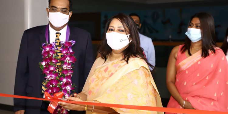 හච් නවතම ප්රිමියර් සේවා මධ්යස්ථානය වන් ගෝල් ෆේස්හිදී
