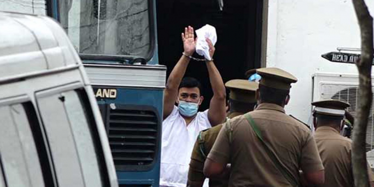 රන්ජන්ට ජම්පරය අන්දවයි