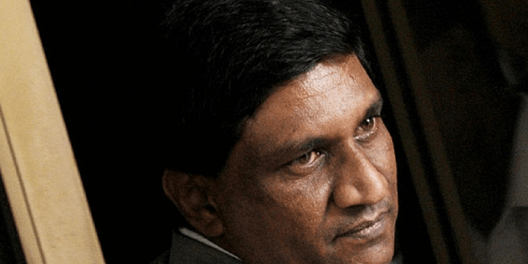 අසන්තට ක්‍රිකට් එපා වෙයි: ගෙදරම යයි