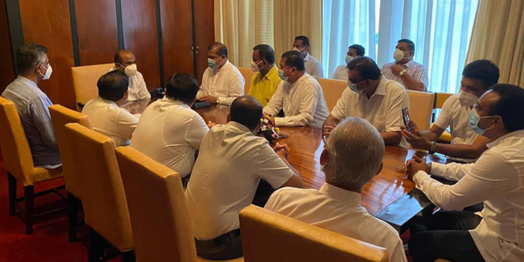 හරීන්ට ආරක්ෂාව ඉල්ලා සජබය කතානායක හමුවෙයි: ලියුමකුත් බාරදෙයි