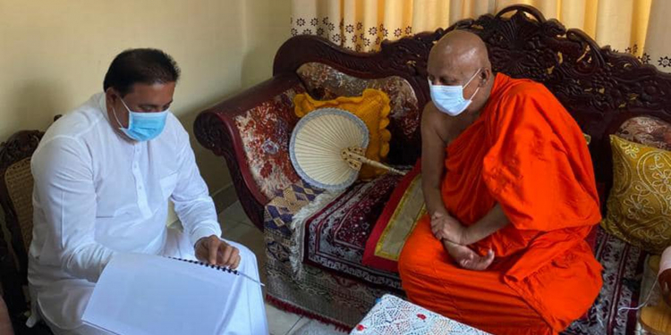 වරායේ 51%ක් අපිට තියාගෙන ඉතිරිය ආයෝජකයන්ට දෙනවා -වරාය ඇමැති මල්වතු අනුනාහිමියන්ට දැනුම් දෙයි