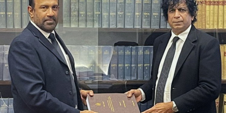 පාස්කු වාර්තාවෙන් දැන්ම කාටවත් නඩු වැටෙන්නෙ නෑ: රහසේ දුන් කටඋත්තර නීතිපතිට යවලත් නෑ EXCLUSIVE