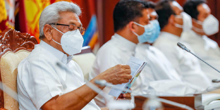 ජනපති වෘත්තීය සමිති ගෙන්වයි: රට හදන්න උදව් ඉල්ලයි