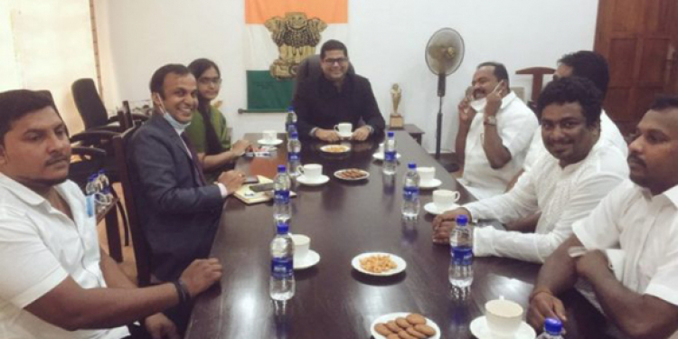 ඉන්දියාව හදිසියේම කරුණා-පිල්ලෙයාන් හමුවෙයි