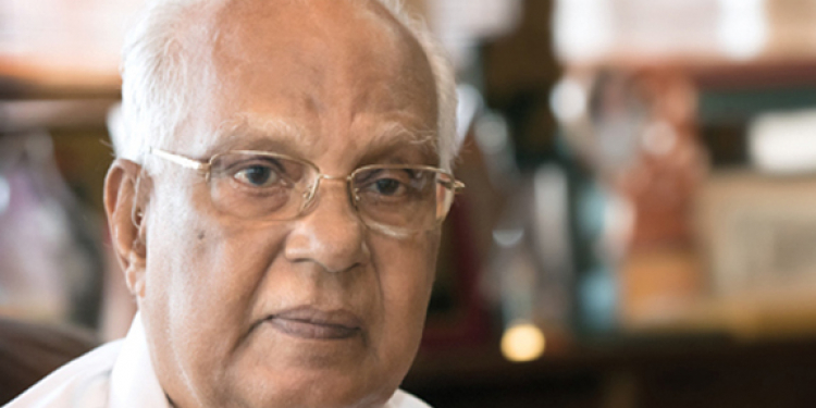 දොස්තර නෙවිල් ප්‍රනාන්දු කොරෝනාවෙන් මියයයි