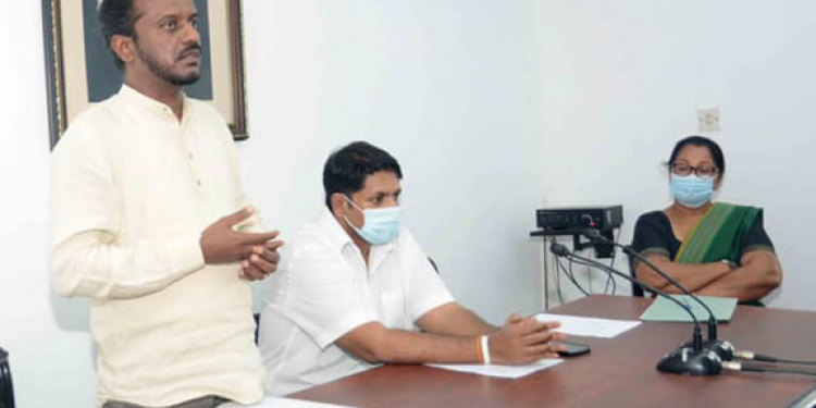මාතර ගිය රුවන්ලාට පාක්ෂිකයන් හූ තියලා