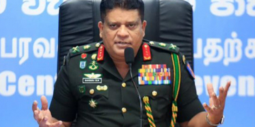 ලොක්ඩවුන් කතා බොරු: හමුදාපති ප්‍රතිචාර දක්වයි