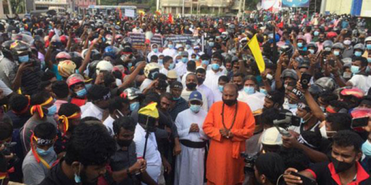 තහනම මැද කළ  දවස් පහේ පාගමන යාපනෙන් නිමා වෙයි: TNA උතුරේ සියලු පක්ෂ එකමුතු කරයි