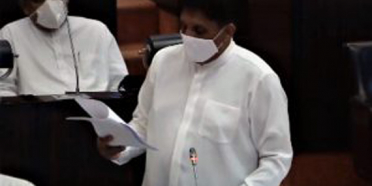 අලුත් උසාවි තීන්දුවත් එක්ක සජිත් අදත් රන්ජන් පාර්ලිමේන්තුවට අරන් එයි (VIDEO)