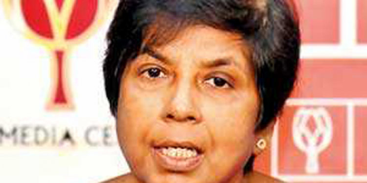 ‘මටවත් නොකියා හිතුණු හිතුණු විදිහට එන්නත දෙනවා’: සෞඛ්‍ය ලොක්කෝ සුදර්ශනීටත් ඉහළින් ගිහින්