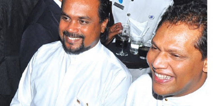 වාසුදේවගේ කතාව අස්සේ විමල්-දයාසිරි ලොකු සාකච්ජාවක්