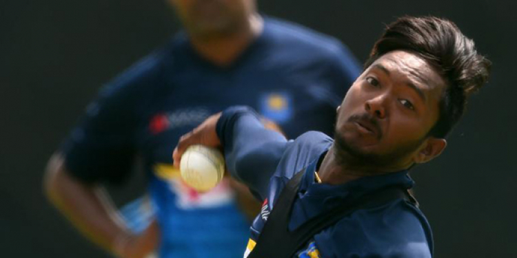ධනංජයගෙන් වාර්තා 2ක්: හැට්රික් එකයි හයේ 6යි (VIDEO)