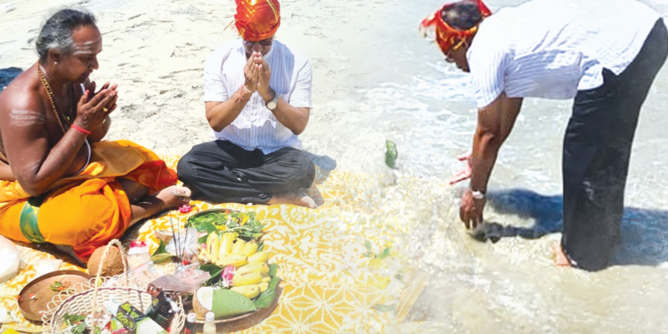 ඉන්දීය මහකොමසාරිස් මන්නාරමේ මහා පූජාවක් කළේ රාමේෂ්වරන් පාලම යළි හදන්නද?