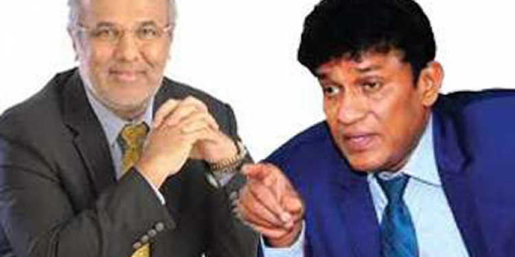 ආණ්ඩුව ඉරණතිව් දූපත භූමදානයට දීම ගැන හකීම්ට මනෝට සැකයක්