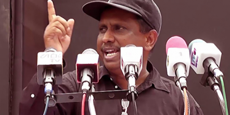 කාපු කිරිබත් වහ වෙලා! රතිඤ්ඤා පුස් වෙඩි වෙලා!! ගහපු බෙරේ පලු ගැලවිලා!!! රටම දැන් කොර වෙලා!!!! (VIDEO)
