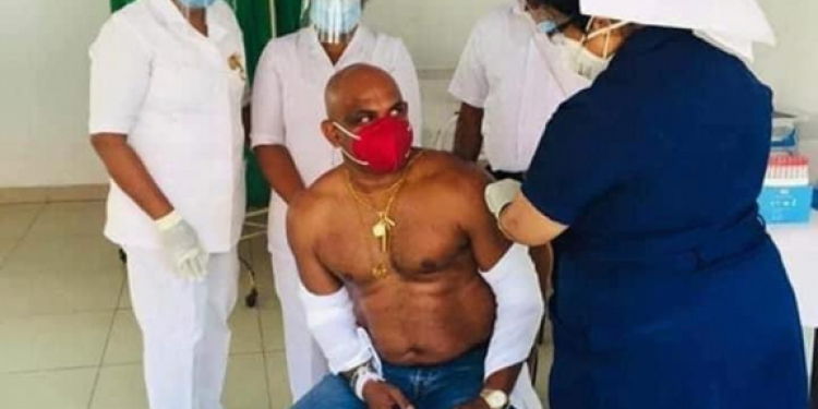 සනත්ට දුන්නාට අමල් දොට්ට