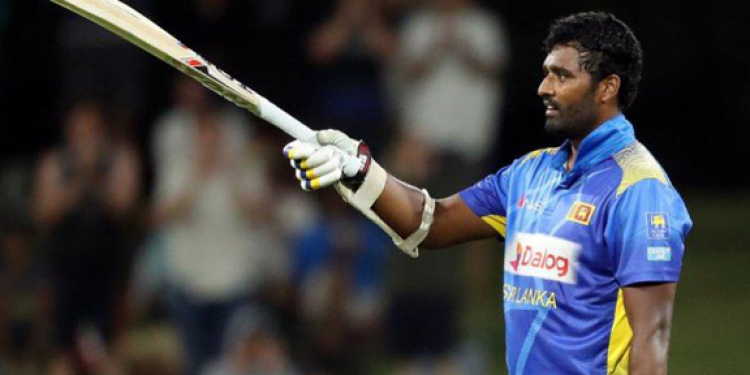තිසරගෙන් පිට පිට හයේ හයක්!!! (VIDEO)