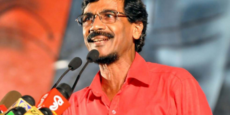 බලයට ඇවිත් තියෙන්නේ සෝමාලියානු කොල්ල කල්ලියක් (VIDEO)