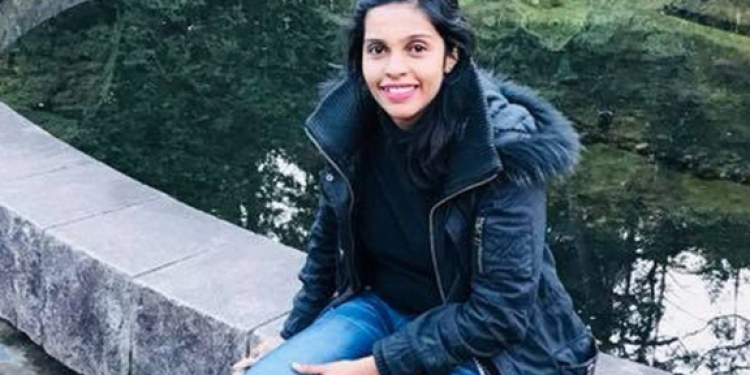 රටම විස්ම කරමින් කන්න නැතිව ජපානයේදී මිය ගිය අපේ විශ්මා